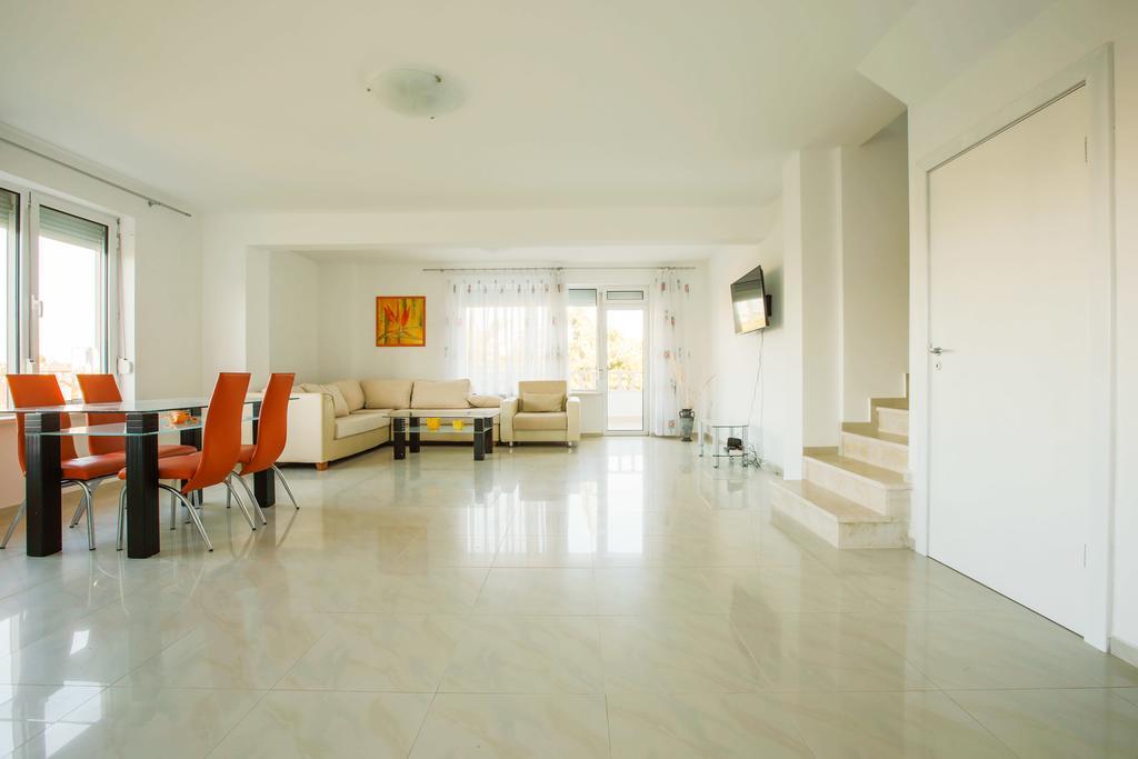 Apartment Byala Kashta ラヴダ エクステリア 写真