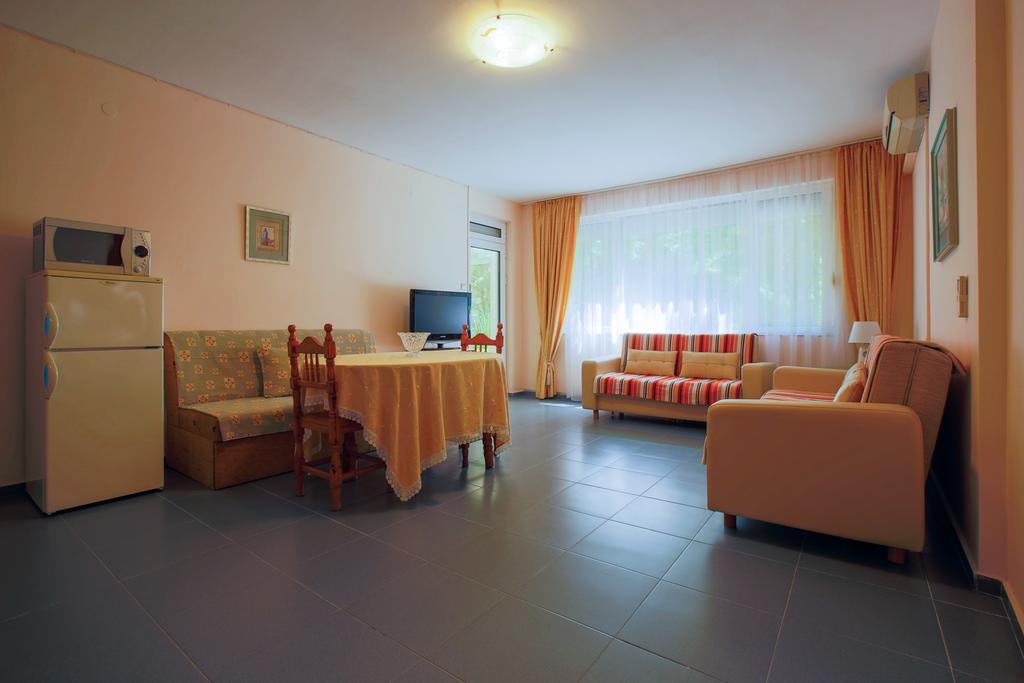 Apartment Byala Kashta ラヴダ エクステリア 写真
