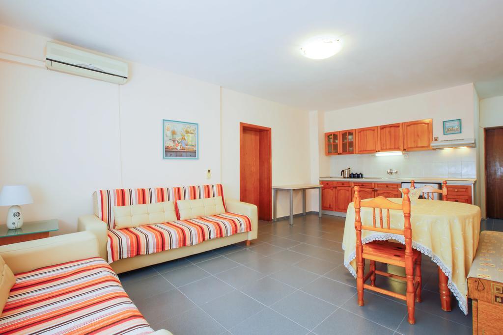 Apartment Byala Kashta ラヴダ エクステリア 写真